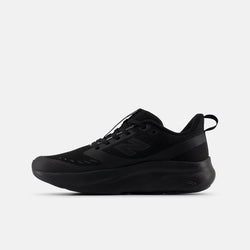 New Balance Fresh Foam 625. Kids. black