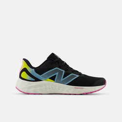 New Balance Fresh Foam Arishi v4. Junior. black/pink/blue
