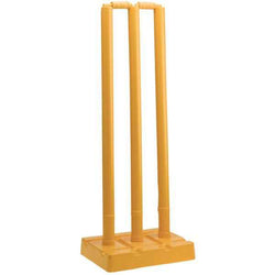 Gray-Nicolls Plastic Cricket Stumps with Base.