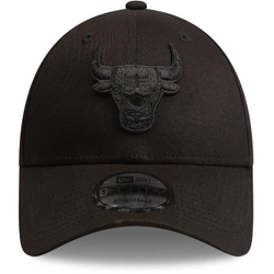 New Era 9FORTY Chicago Bulls, black/black. Adjustable